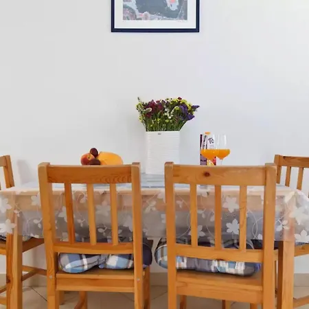 With Large Garden In The Heart Of * Spalato