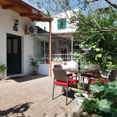 With Large Garden In The Heart Of Spalato